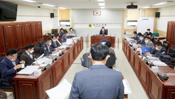 ▲ 경기도의회 도시환경위원회 (사진= 경기도의회)
