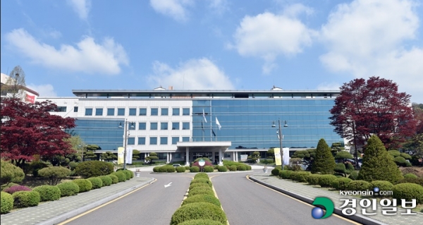 경기도교육청 전경. /경인일보DB