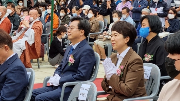 ▲ 김동연 더불어민주당 경기지사 후보와 김은혜 국민의힘 경기지사 후보 (사진=허수빈 기자)