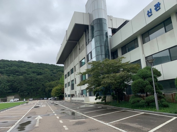 공실이 된 경기도청사 전경. 사진=박지희기자