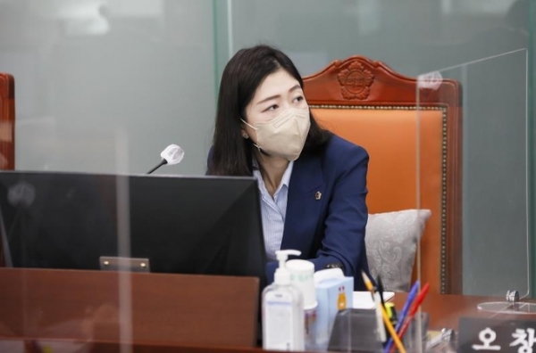 ▲ 경기도의회 장윤정(안산3) 더불어민주당 의원. (사진=경기도의회 제공)