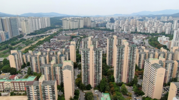 경기도는 1980년대 후반부터 1시 신도시 사업이 추진돼 분당, 평촌, 산본, 일산, 중동 등 5곳이 조성됐다. 정자역 인근 분당신도시 모습. /사진=경기도