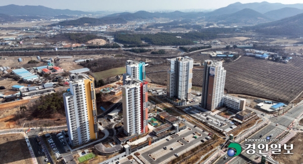 화성지역 몇몇 임대주택 단지가 좁은 면적과 불편한 교통 인프라 등으로 인해 높은 공실률을 보이고 있다. 14일 오전 화성시의 한 국민임대주택 단지 주변. 2023.2.14 /김명년기자