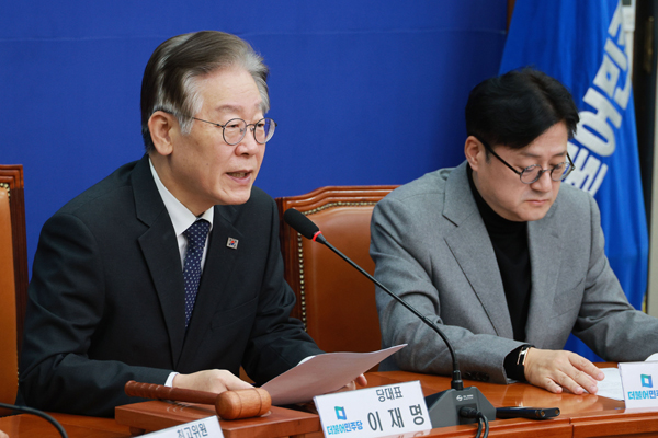 더불어민주당 이재명 대표가 8일 국회에서 열린 최고위원회의에서 발언하고 있다./연합뉴스