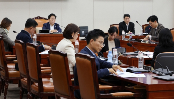 지난 29일 오전 국회에서 국회 교육위원회의 법안심사소위원회가 열리고 있다. /사진=연합뉴스