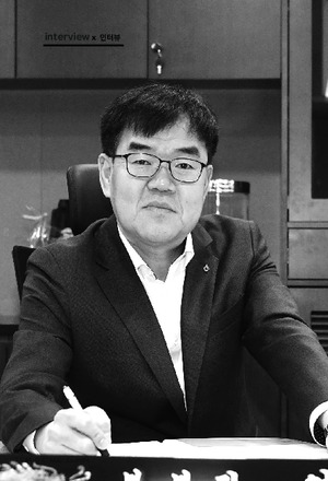 64면